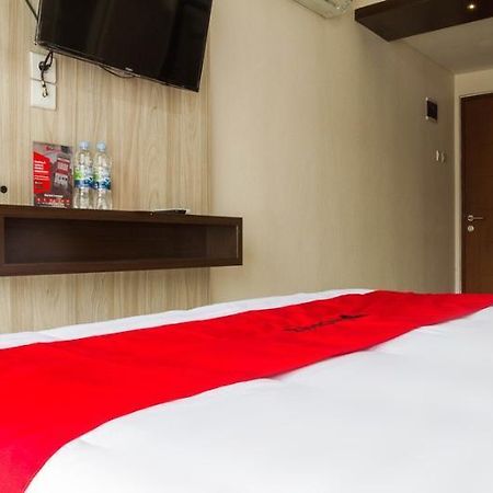 Reddoorz Apartment @ Gateway Pasteur Bandung Exterior foto